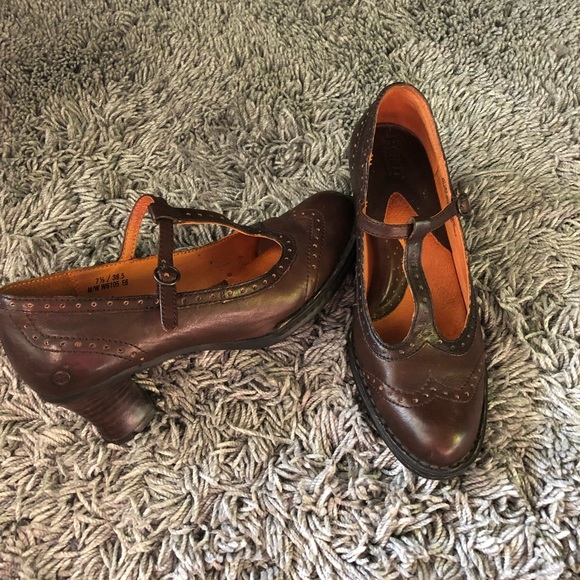 Born Shoes - Born vintage looking heels